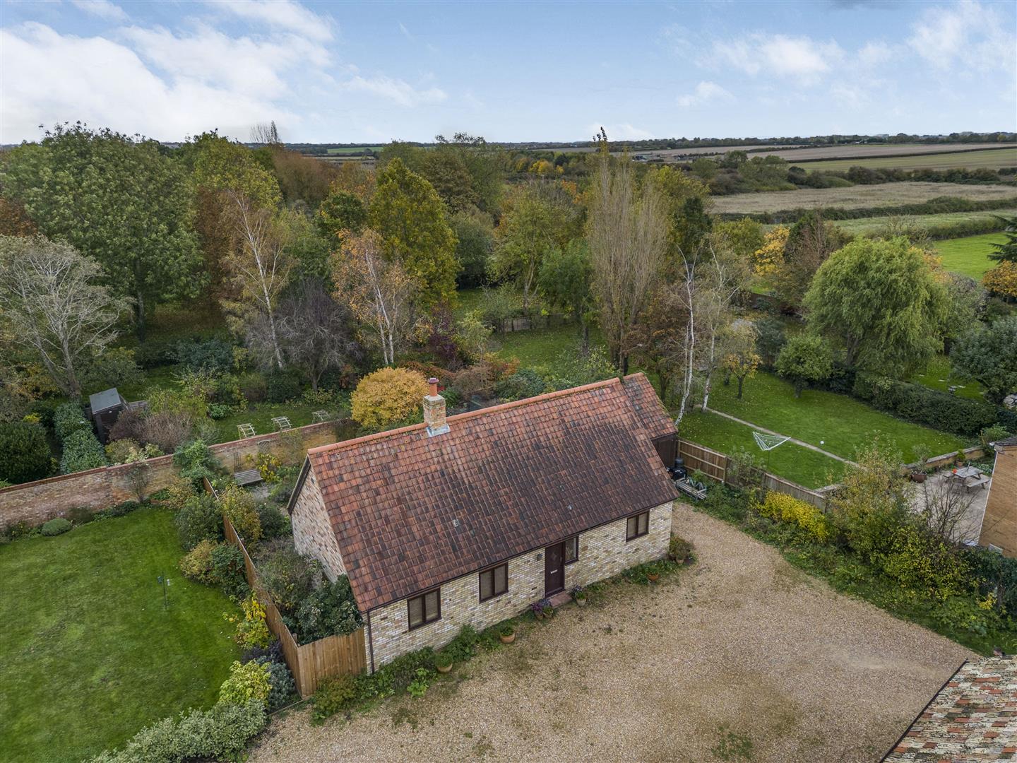 4 Bedroom for sale in Witcham Cheffins Ely Sales